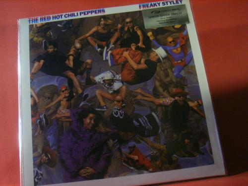 FREAKY STYLEY 