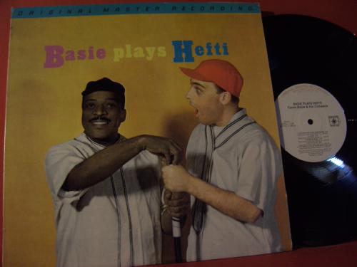 BASIE PLAYS HEFTI 