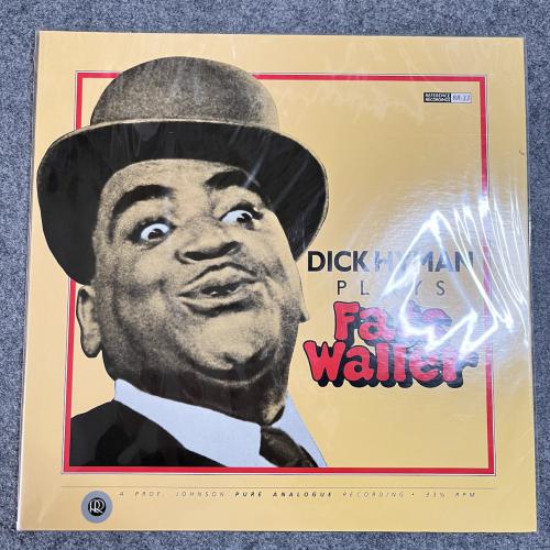 PLAYS FATS WALLER 