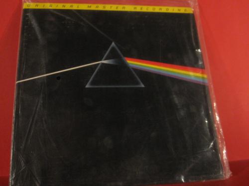 DARK SIDE OF THE MOON 