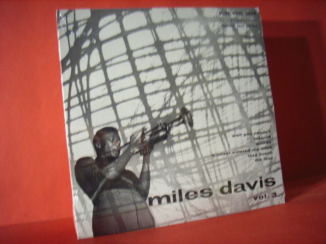 VOL.3 - MILES DAVIS 