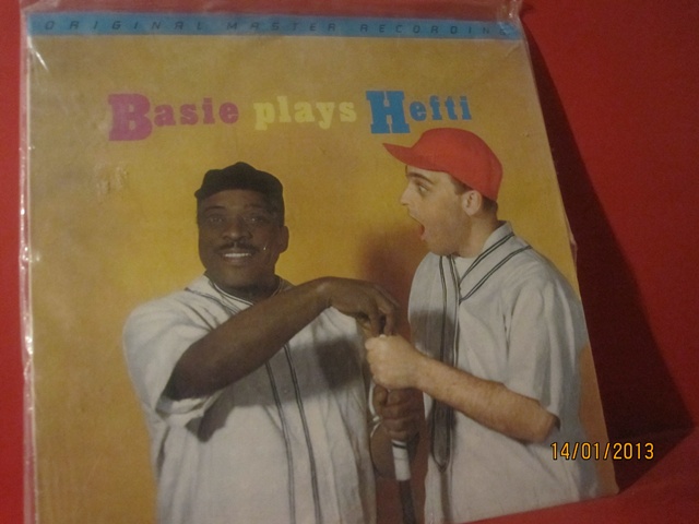 BASIE PLAYS HEFTI 