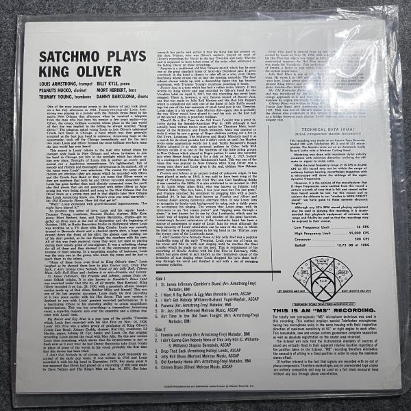 SATCHMO PLAYS KING OLIVER 