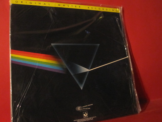 DARK SIDE OF THE MOON 